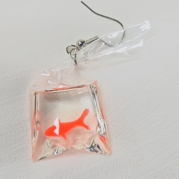 UNIQUE Orange Fish in Bag Earrings - Picture 2 of 3